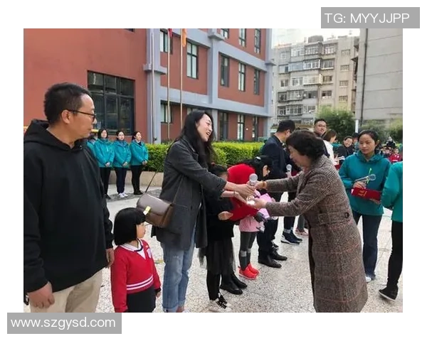 中国足球历史百佳球星排名全景盘点展现辉煌与荣誉时刻 中国足球历史百佳球星排名全景盘点展现辉煌与荣誉时刻